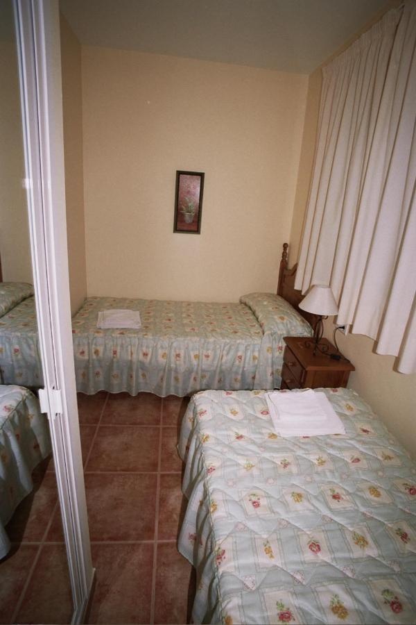 Apartamentos La Casa Del Barrio Maro Room photo